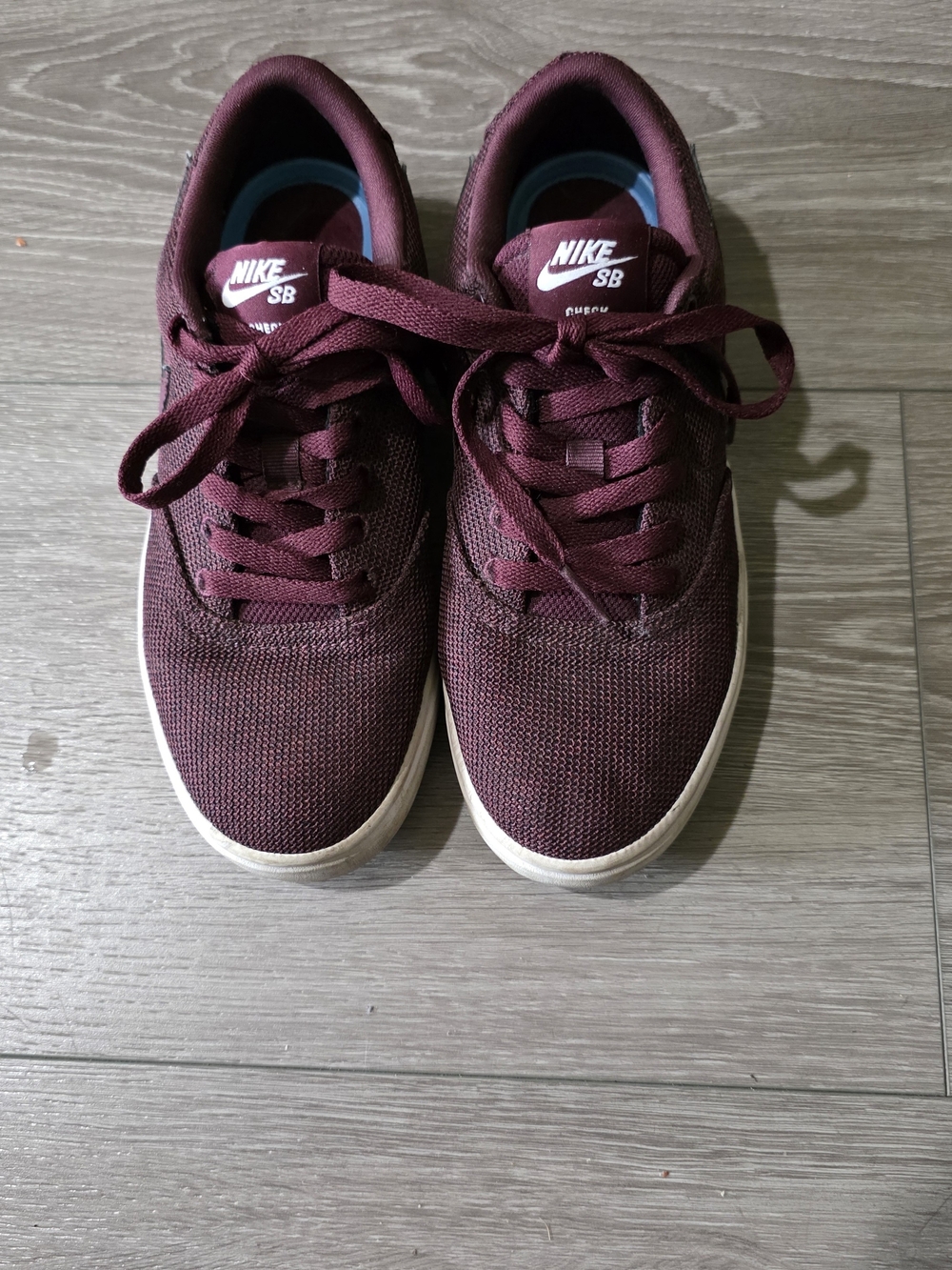 Nike Womans Sneakers